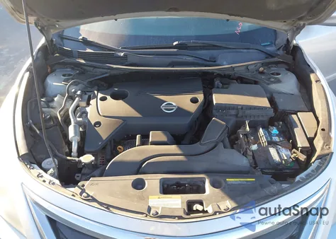 2014 Nissan Altima 2.5 Sv z USA, uszkodzony, nr VIN 1N4AL3AP7EC194868